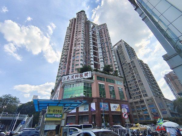 广州二手房出售 龙口中天立大厦精装大三房650万